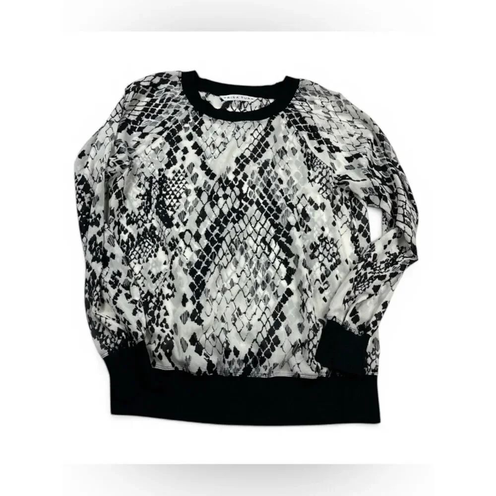 Trina Turk Silk Shirt Snakeskin Print Long Sleeve Edgy Blouson Casual Chic Top M